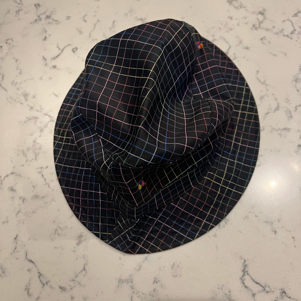 Pride hat